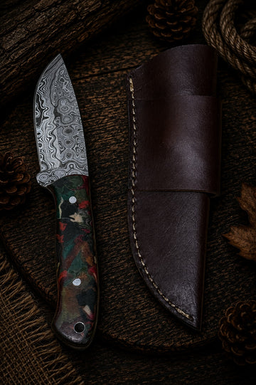Handcrafted Damascus Hunting Knife with Woodland Resin Handle & Premium Leather Sheath