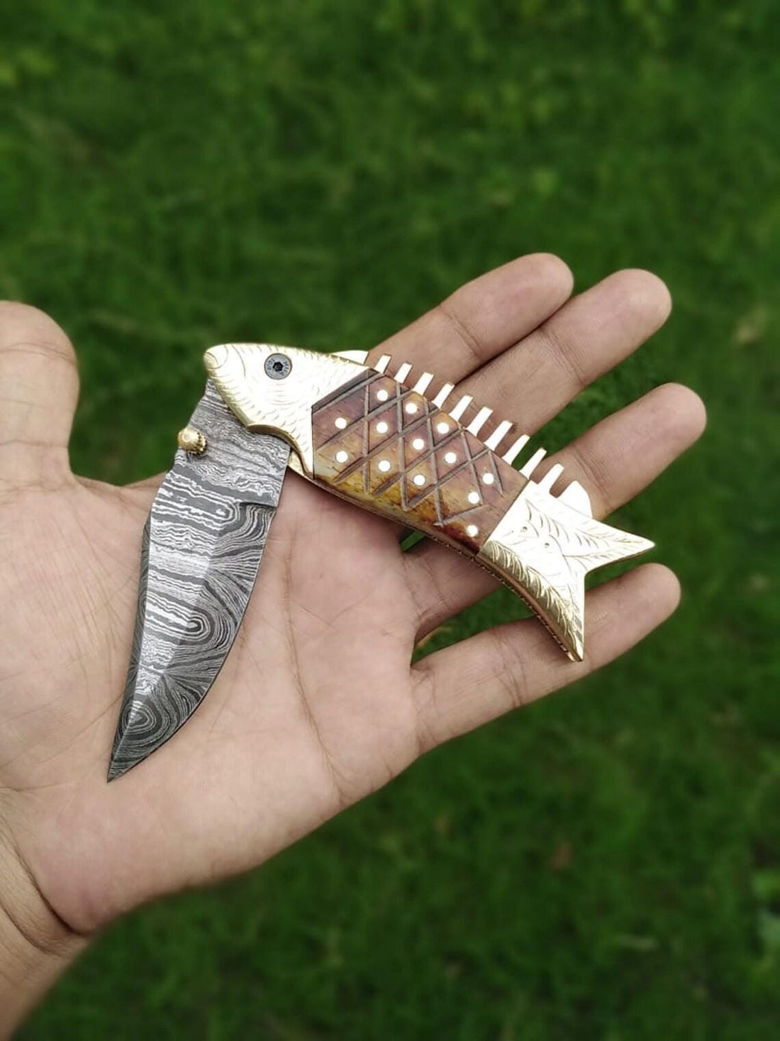 Handcrafted Damascus Gold Steel Folding Knife